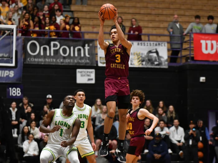 West Linn Central Catholic 6A Oregon boys basketball quarterfinal Taylor Balkom 24
